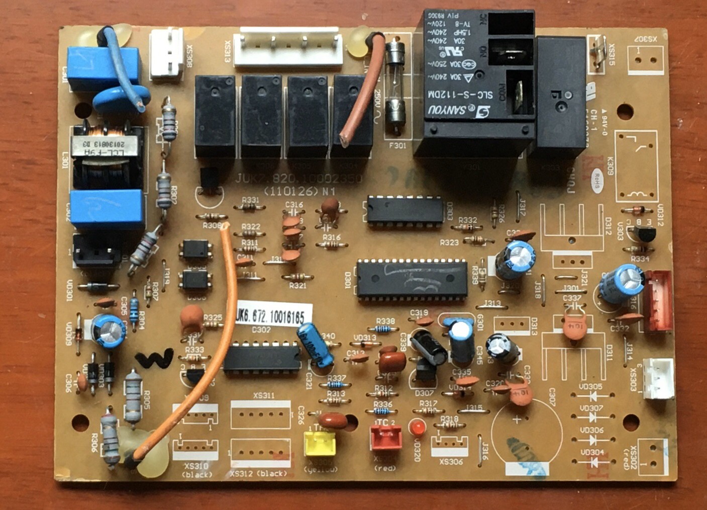主控制板JUK6.672.10016165