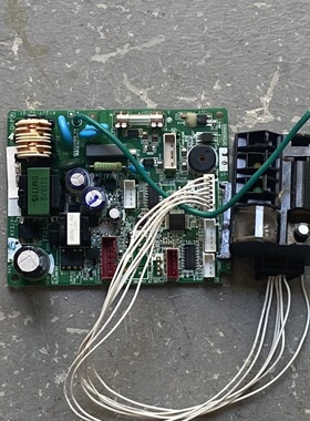 富士通空调内机主板9709424025 K12jy-01-03电脑板1301HSE-C1