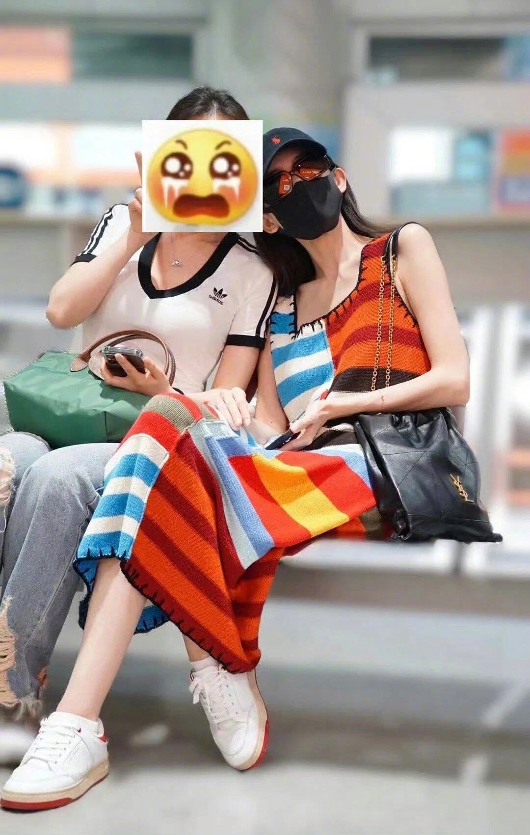 娜扎同款短ju元品质彩色条纹多巴胺针织无袖背心连衣裙25夏秋新款