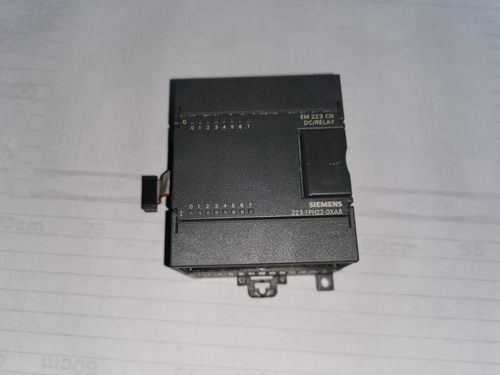 98新 6ES7 223-1PH22-0XA8 EM223CN DC/RELAY 可冲新 质保一年