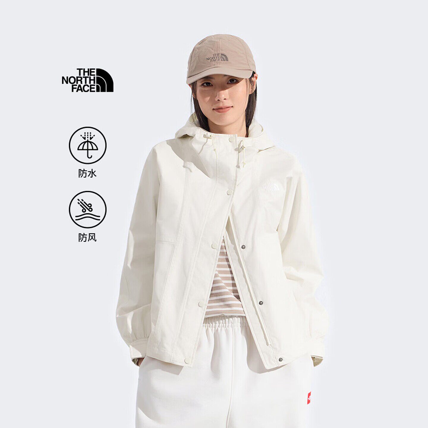 北面女款硬壳防水户外冲锋衣图片