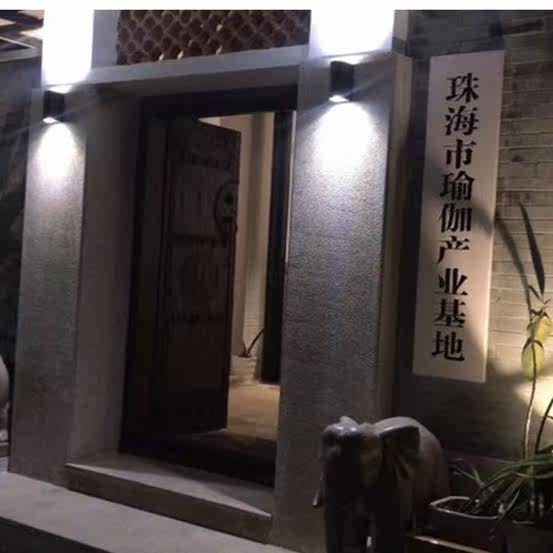 实木雕刻牌匾定做仿古木质牌匾定制开业门头招牌对联木牌刻字圆弧