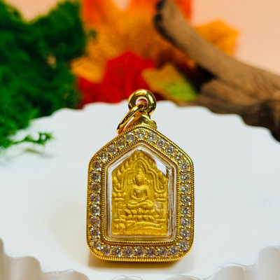 泰国佛牌搬运工 龙婆坤，昭坤通猜2557金纳班川坤平，意大利金壳