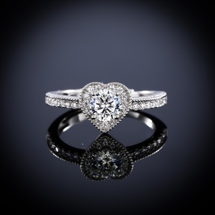 闪亮银饰通体S925纯银莫桑钻时尚戒指女百搭气质