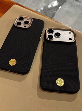 iPhone17promax手机壳黑色高级感满满PC纹理17pro黄财神极简风保护套