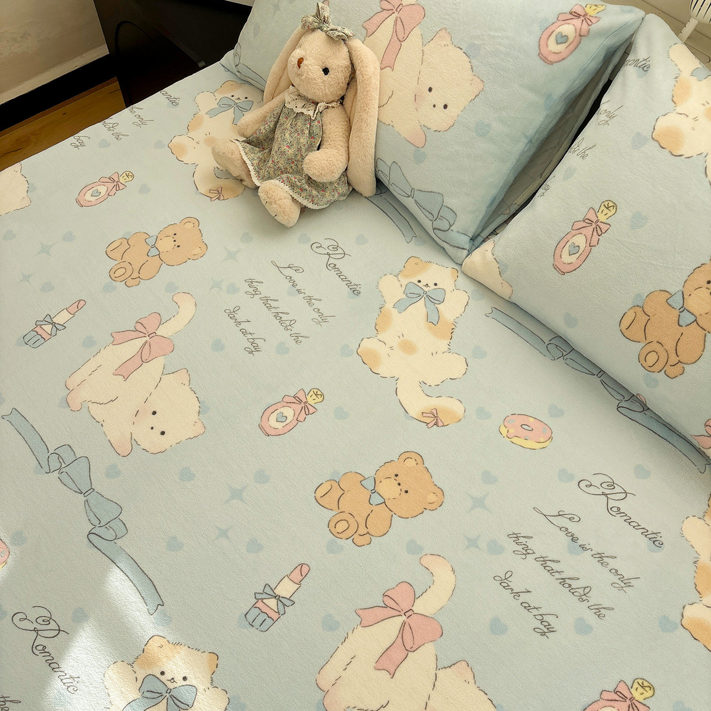 唐朝一只鱼牛奶绒软萌猫咪床单