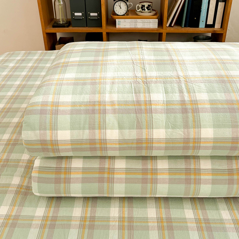 唐朝一只鱼水洗棉绿格子被套