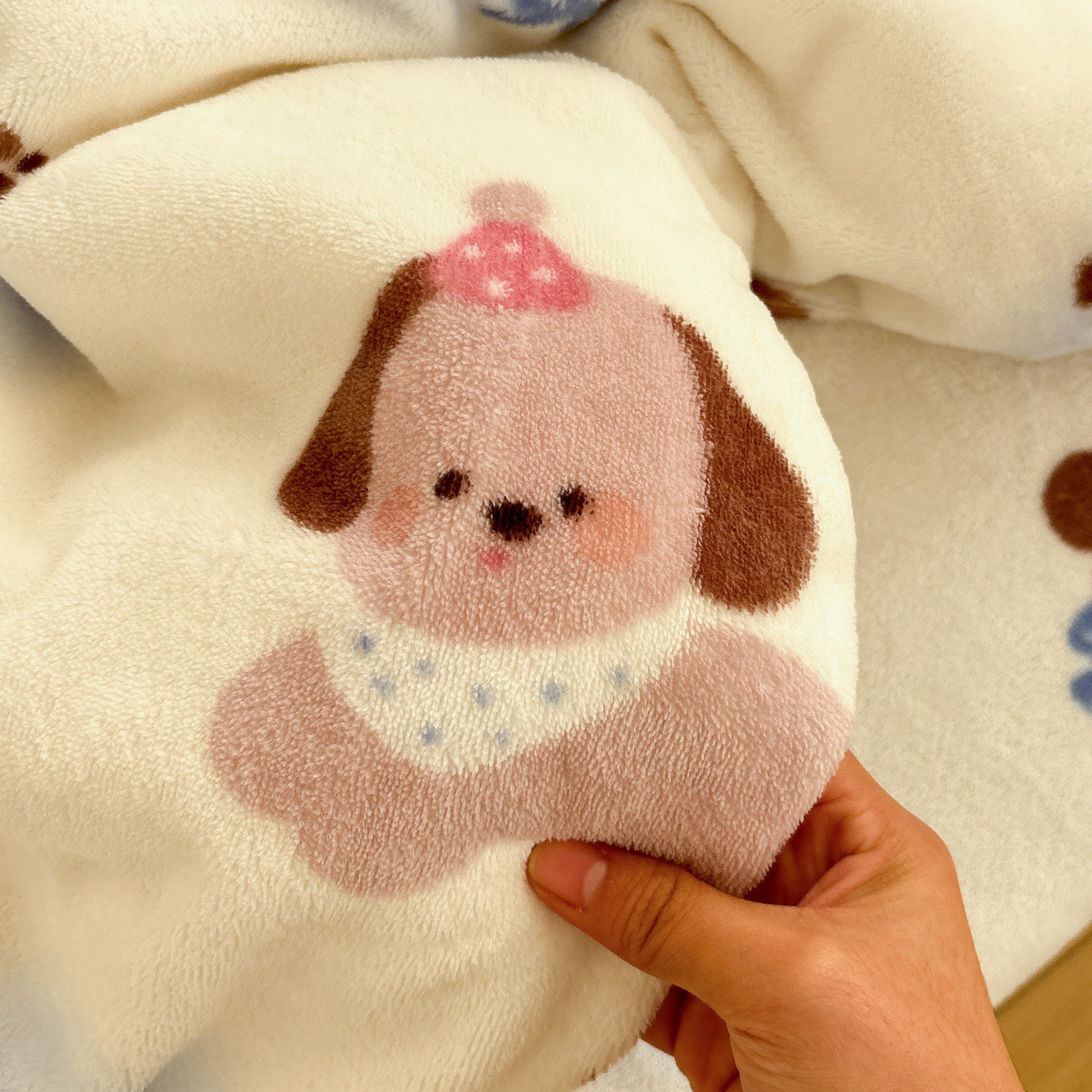 唐朝一只鱼足迹小狗牛奶绒床单