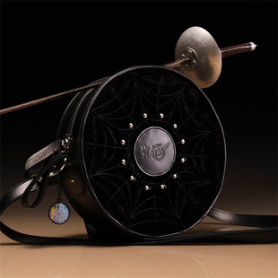 Dr. Martens Wednesday星期三联名哥特限定款圆形双肩包女士背包