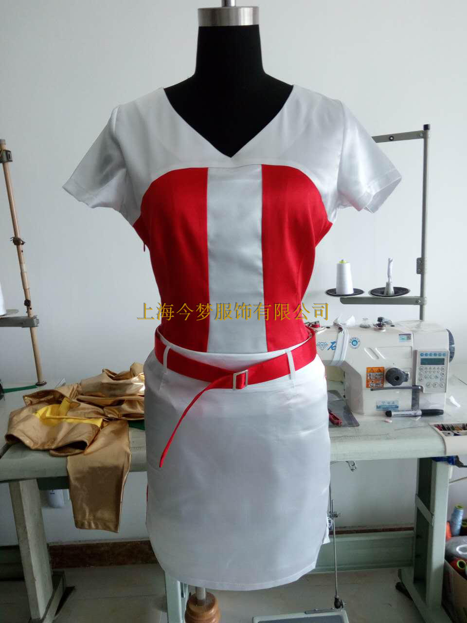 定制酒水服务员服装女化妆品连体服夏季啤酒牛奶饮料促销员工作服