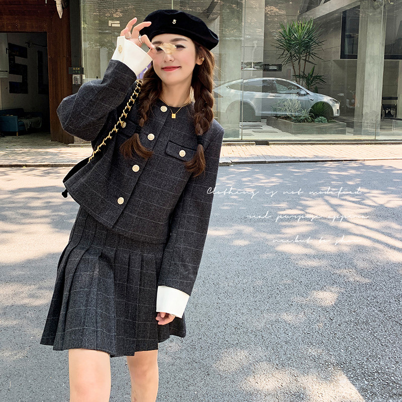春秋高级感学院风灰色格子小个子百褶裙子无领小西装女,女装职业装,浙宝199