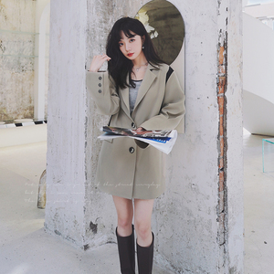 韩版绿色休闲西装外套女春秋2025年新款爆款高级感炸街百搭小西服图片