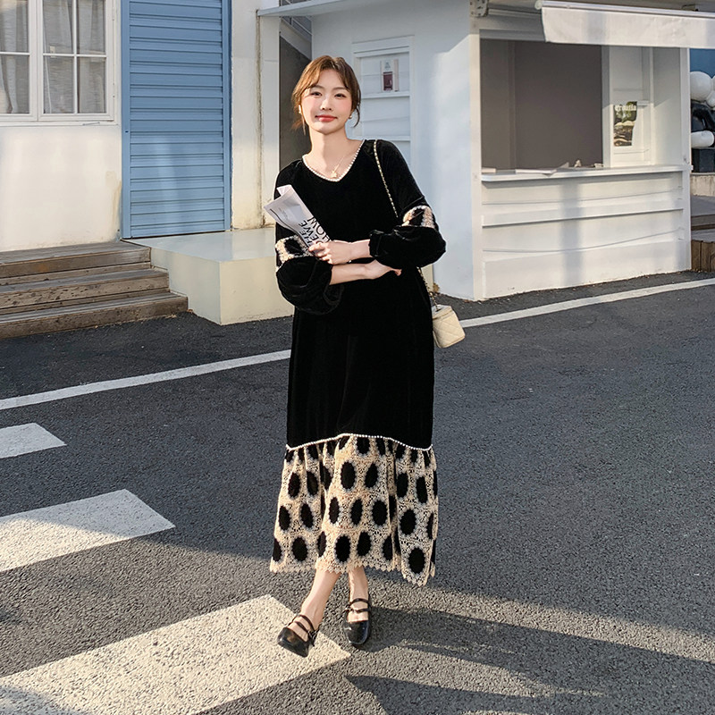 黑色丝绒拼接钉珠连衣裙女2025春季新款法式高级感宽松显瘦长裙潮,女装连衣裙,浙宝199