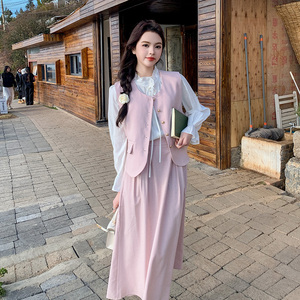 粉色甜美减龄套装裙女春季2025年新款法式温柔风马甲半身裙三件套图片