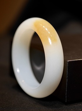 新疆和田玉且末料金山糖黄糖白肉手镯宽条女款玉石手饰收藏级