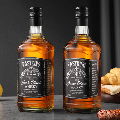 威士忌202270041可乐桶调酒