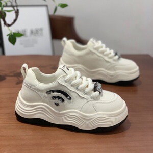 厚底真皮小白鞋女2024秋季新款百搭显脚小板鞋系带时尚运动休闲鞋