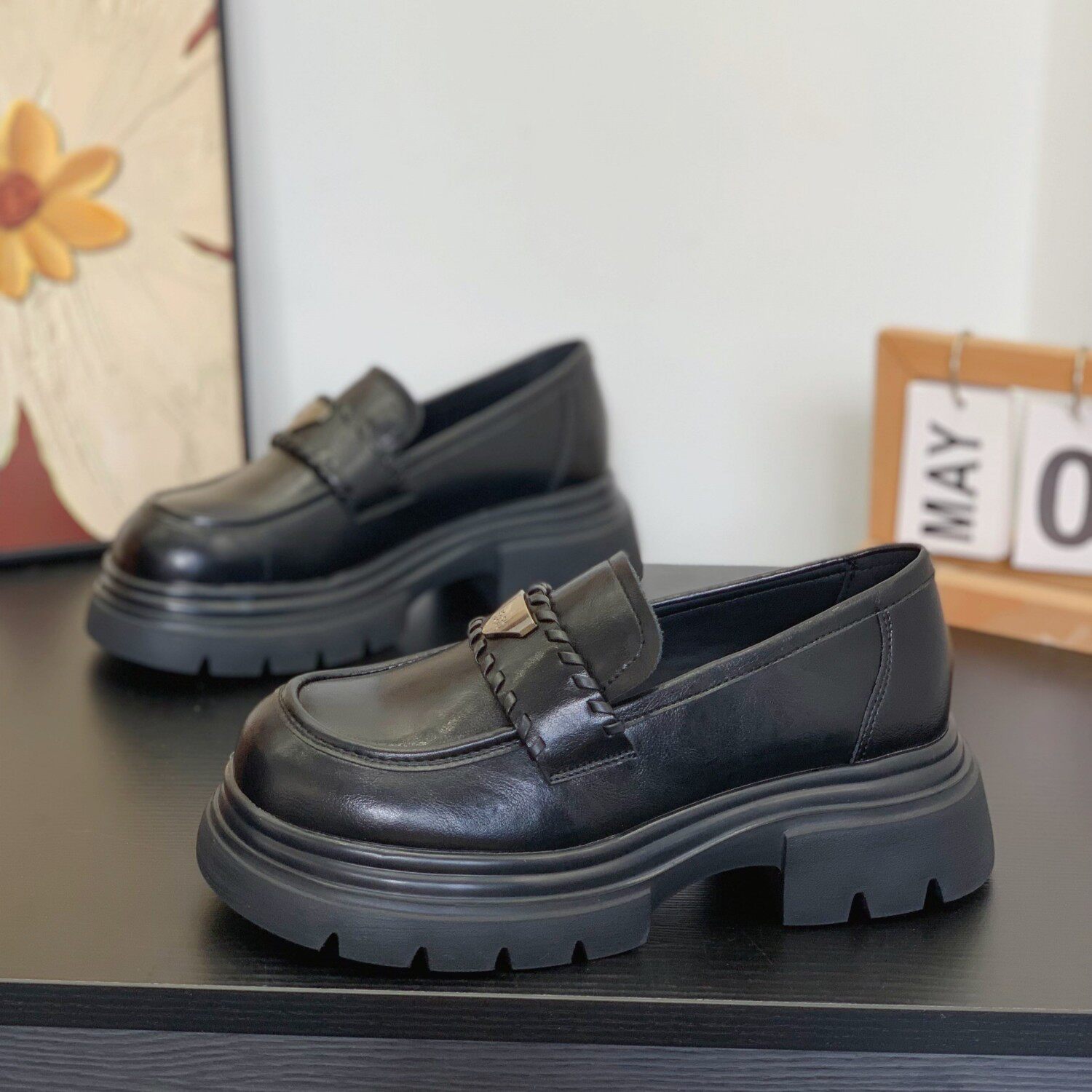 增高显瘦一脚蹬穿脱方便深口单鞋