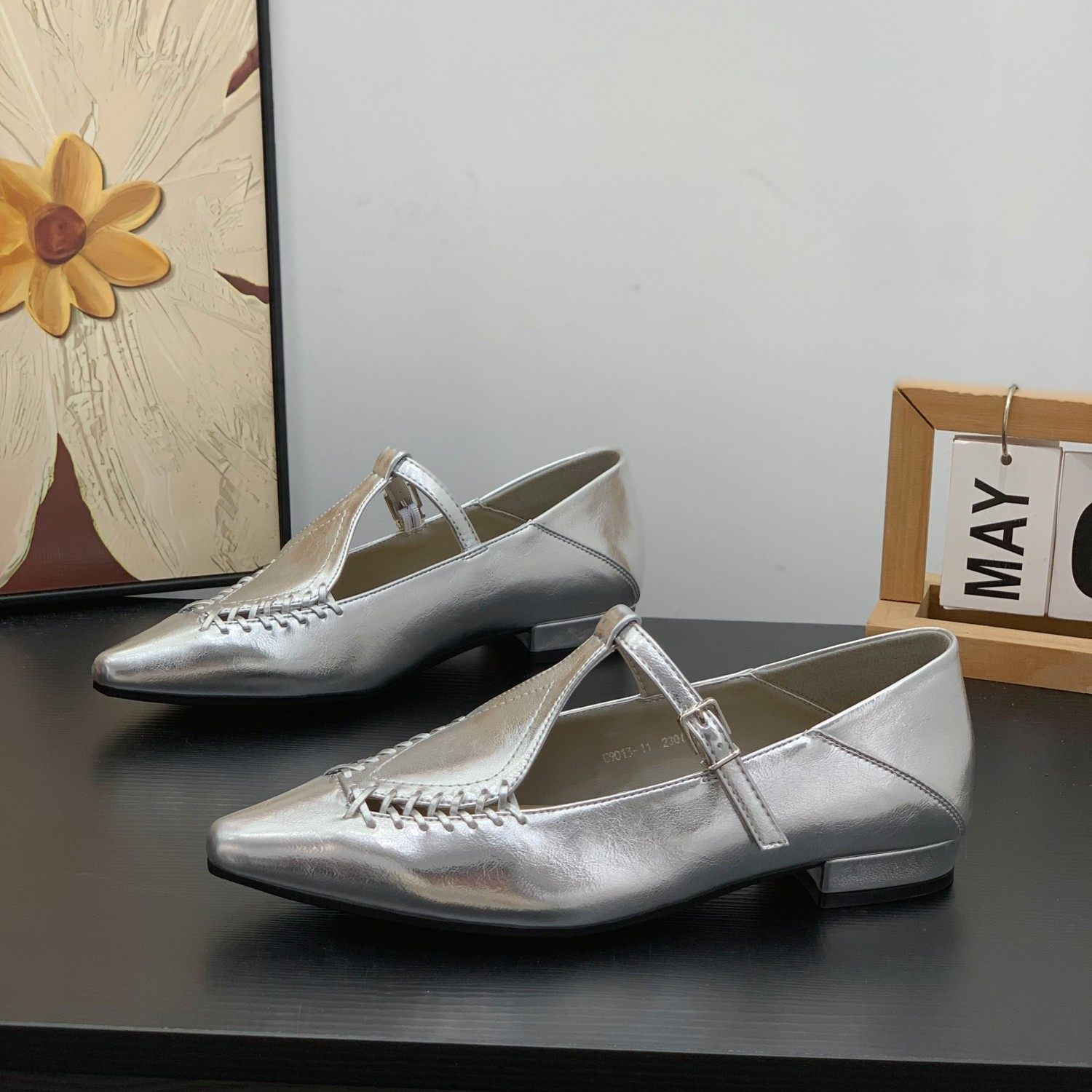 爆款复古T字鞋女通勤平底玛丽珍鞋2026春季新款镂空尖头两穿单鞋,女鞋,玛丽珍鞋,淘宝优惠券,粉丝福利购,淘宝优惠卷