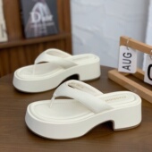 新款 高级感厚底套趾拖鞋 女2025年夏季 坡跟人字拖海边沙滩凉拖外穿