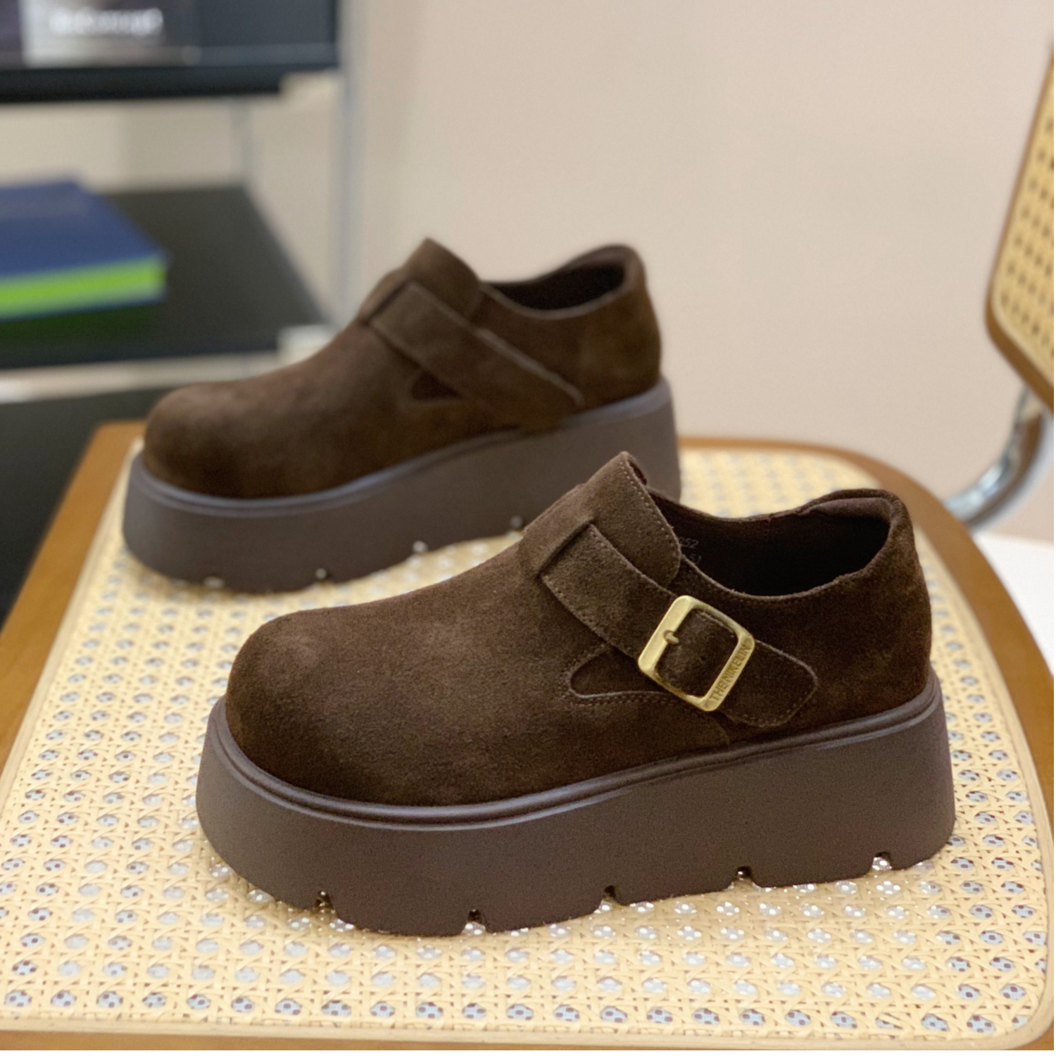 秋冬氛围感全靠勃肯鞋显高显瘦