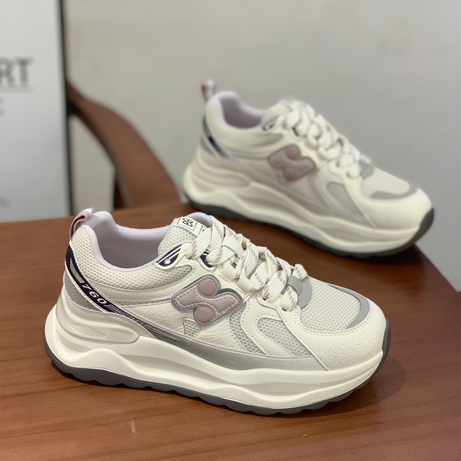 网面透气时尚炸街百搭休闲老爹鞋