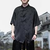 黑色