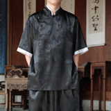 黑色