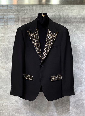 英伦高级感戗驳领烫钻修身小西装外套男士休闲痞帅单西服高端上衣