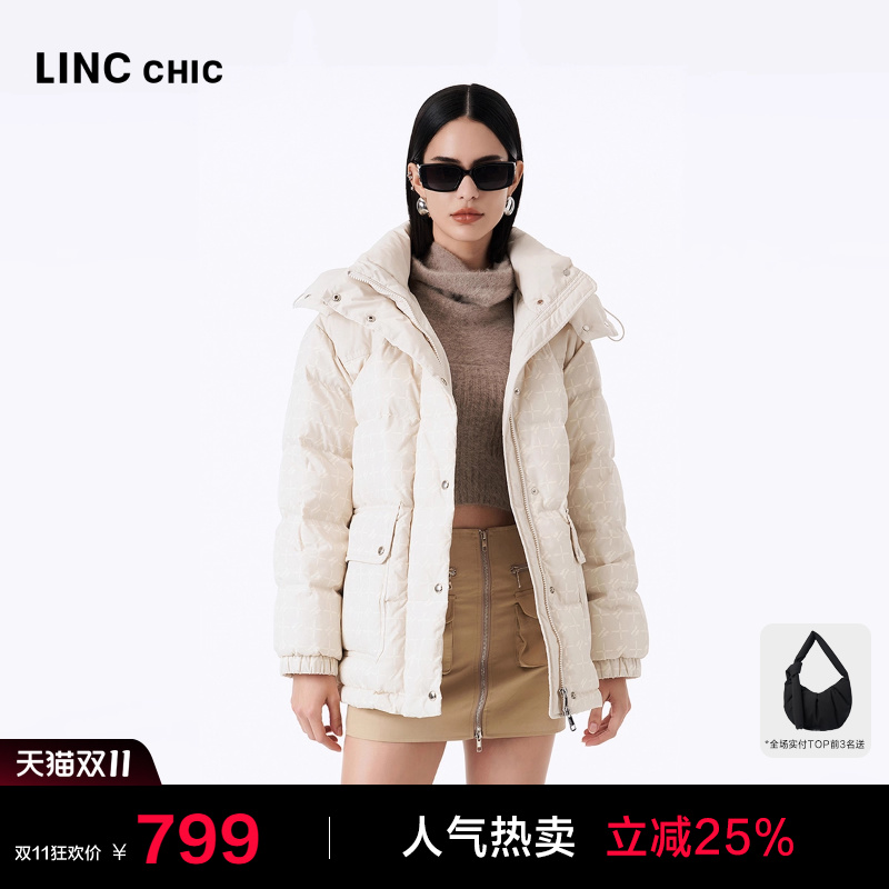 活泼俏皮复古学院感短款羽绒服