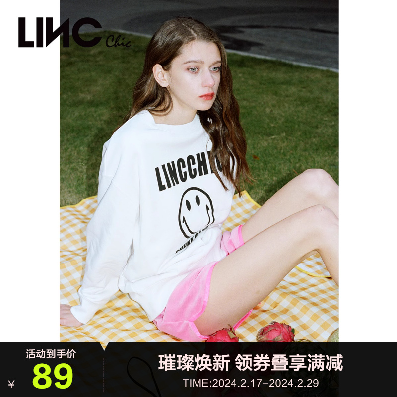 LINCCHIC金羽杰裤子华丽绒甜酷运动感俏皮休闲短裤女S212ST197