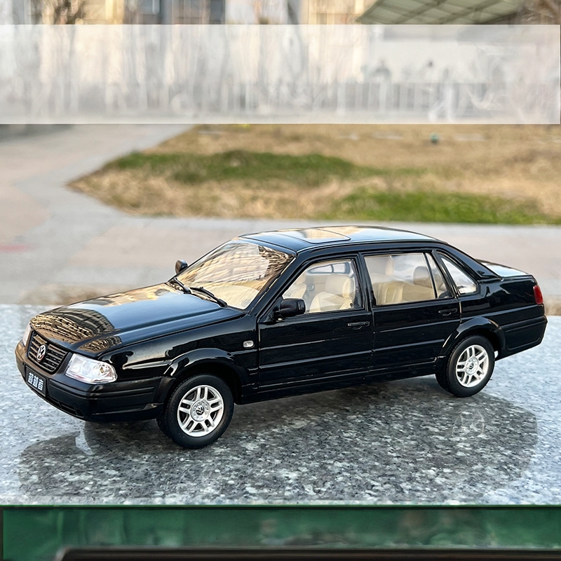 原厂车模桑塔纳3000合金118