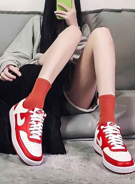 NIKE耐克女鞋2025秋季新款红色运动鞋休闲鞋 COURT学生板鞋DH3158