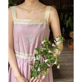 花房 七与珍珠 夏日 粉紫色亚麻文艺烧花刺绣抽绳宽松吊连衣裙