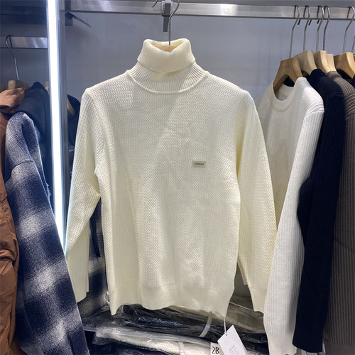 男士高领修身撞色针织衫