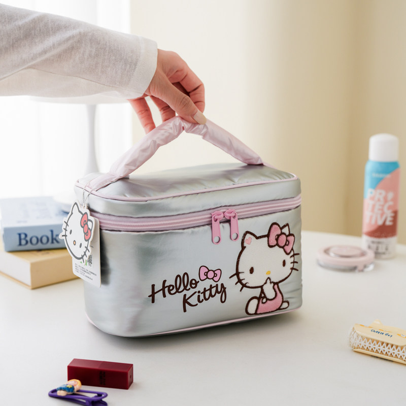 HelloKitty正版大容量化妆包
