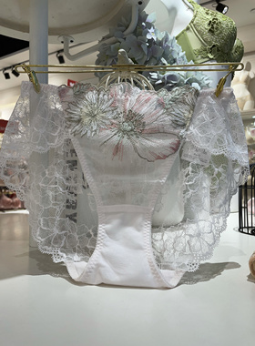 salute莎露特 LP3113 新款LB3113配套女士三角蕾丝性感内裤620