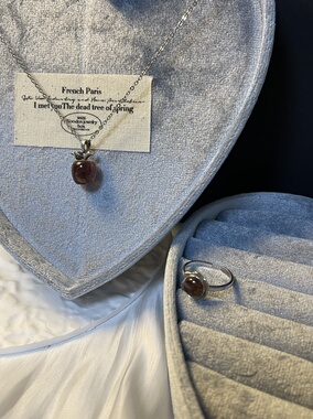 天然石榴石色碧玺项链女小众设计感高级轻奢气质百搭锁骨链