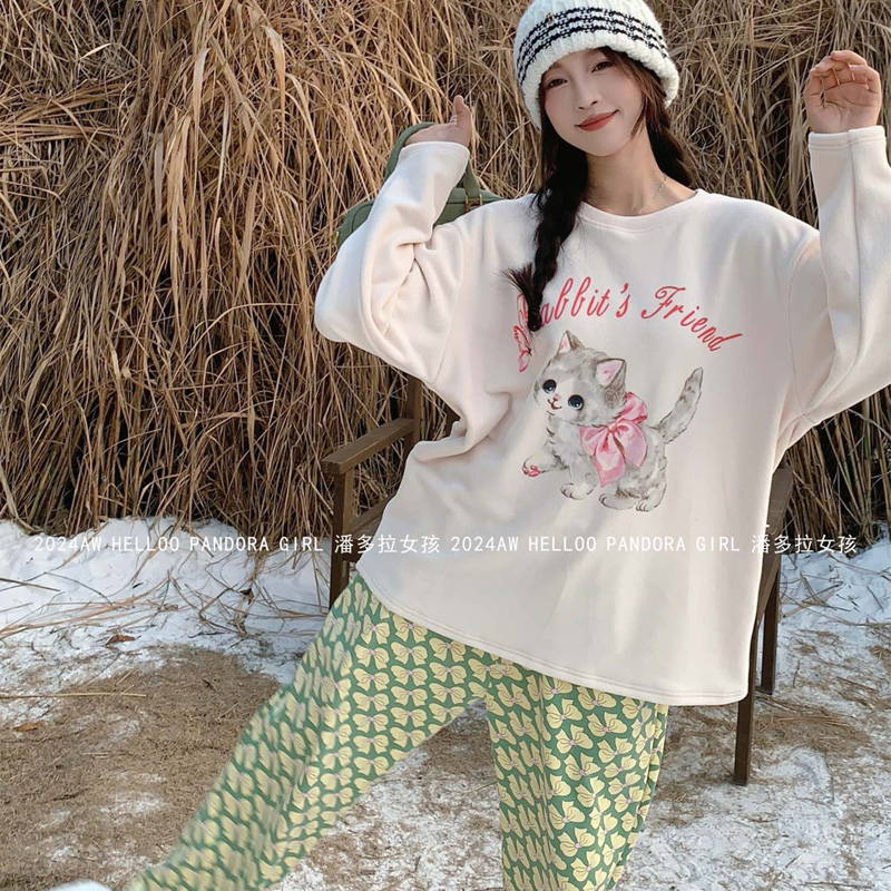 潘多拉女孩奥丽绒卡通小猫家居服