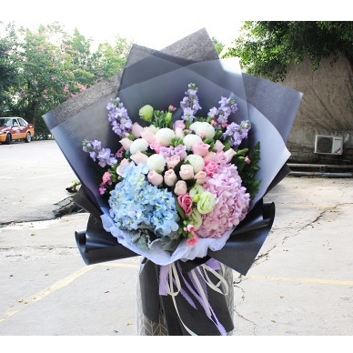 太原迎泽区火车站朝阳街迎泽大街羊市街鲜花店生日七夕节配送玫瑰