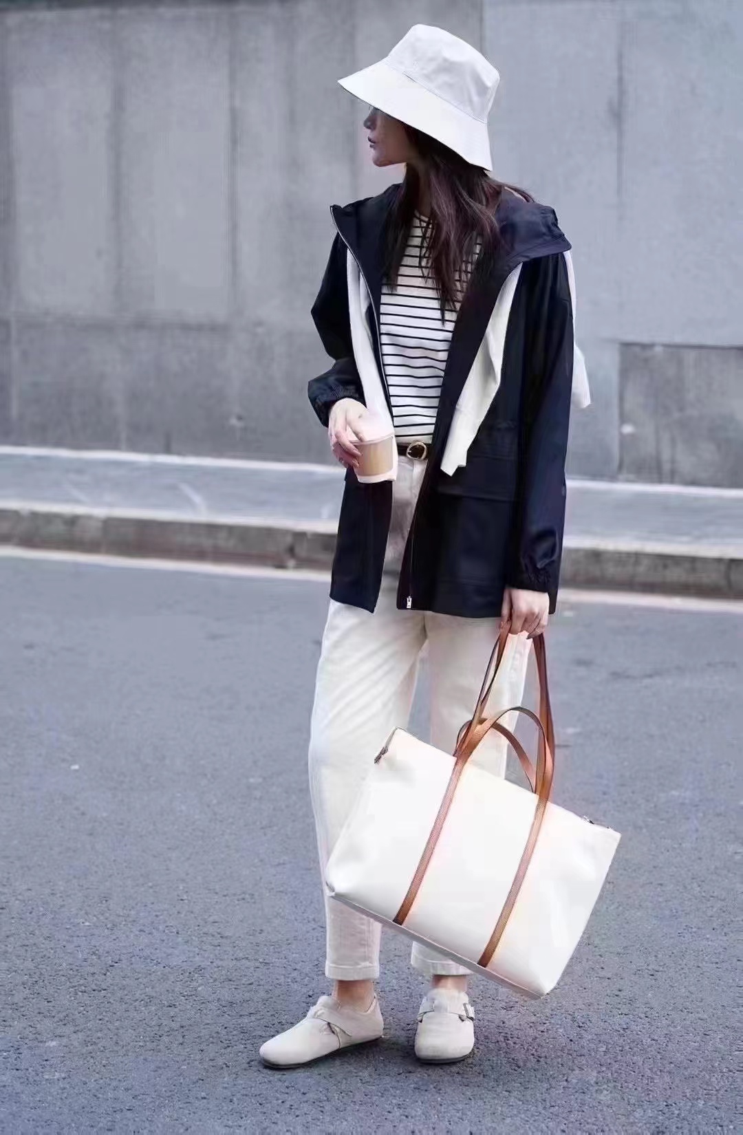 现货 24早春新款 2色长绒棉条纹针织宽松T恤上衣+白色牛仔锥裤