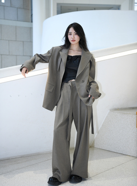 MOUXUER2025秋新款设计高级感西装外套气质大气女shang1