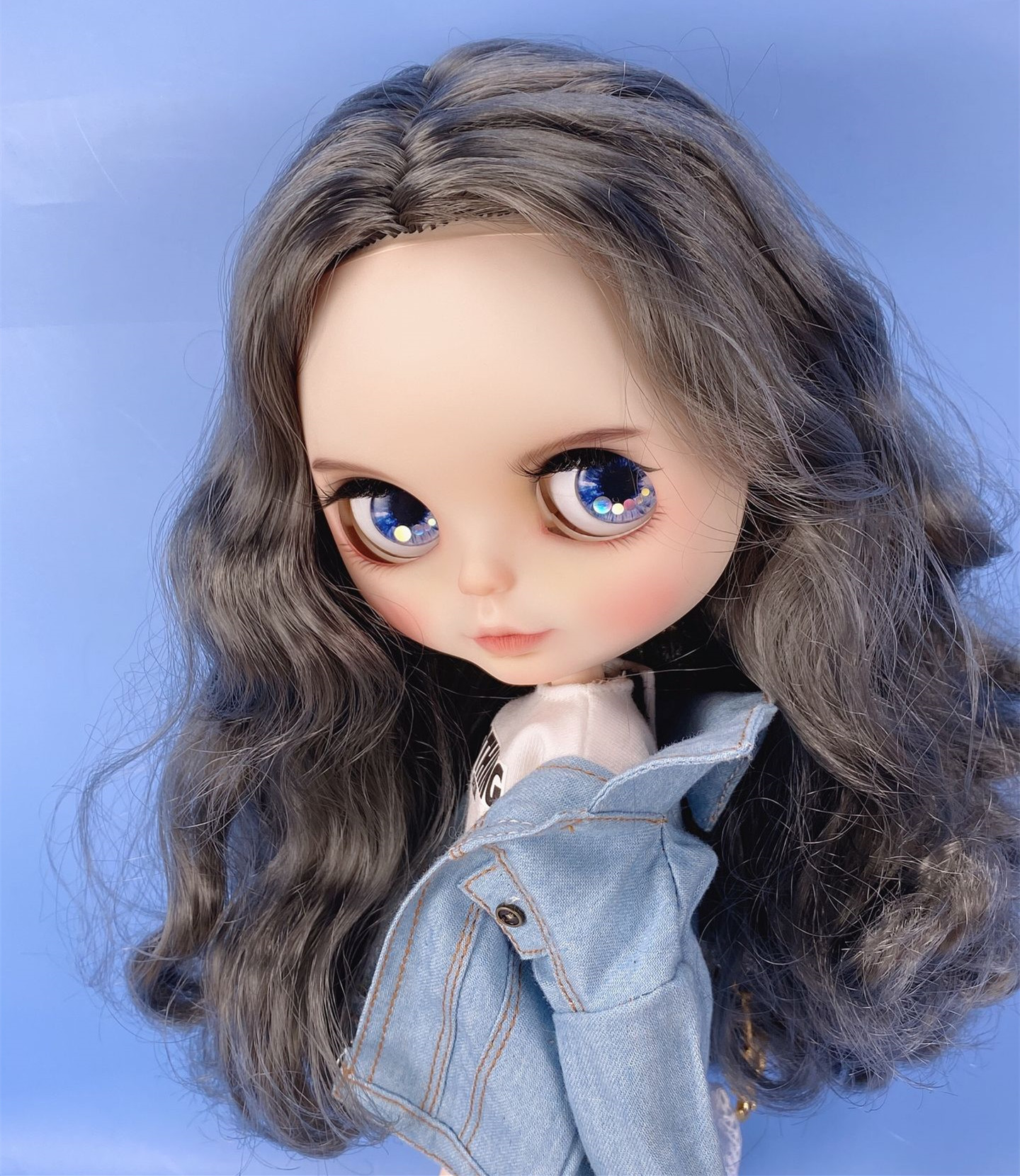 HobgobLin仿真人干净妆容女孩 奶奶灰中分头发 小布改娃订制定金