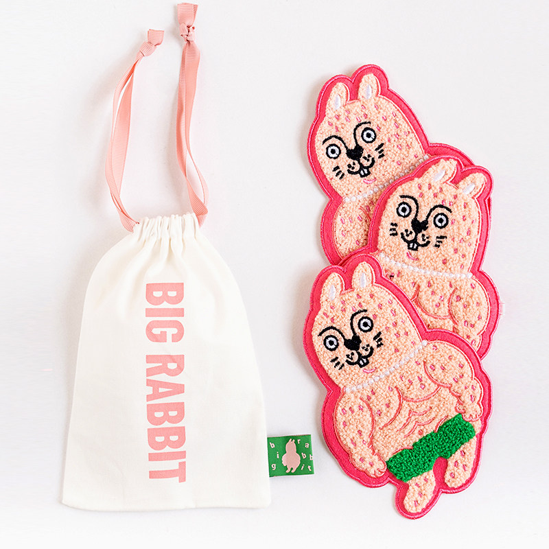 若愚工坊ruoyustudio原创设计肌肉兔布艺刺绣杯垫