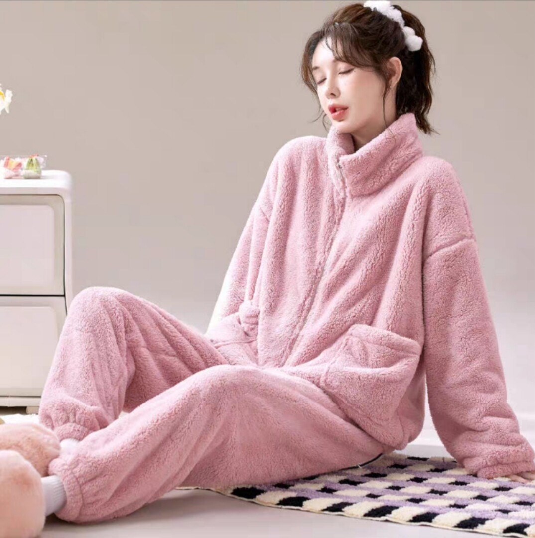冬季加厚珊瑚绒女睡衣套装可外穿