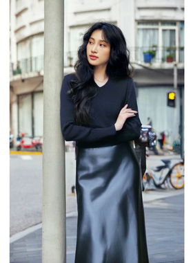 伊纳芙专柜659元纯羊毛设计感V领毛衣 三标齐全清版福利