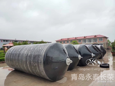 永泰定制规格船用橡胶靠球充气