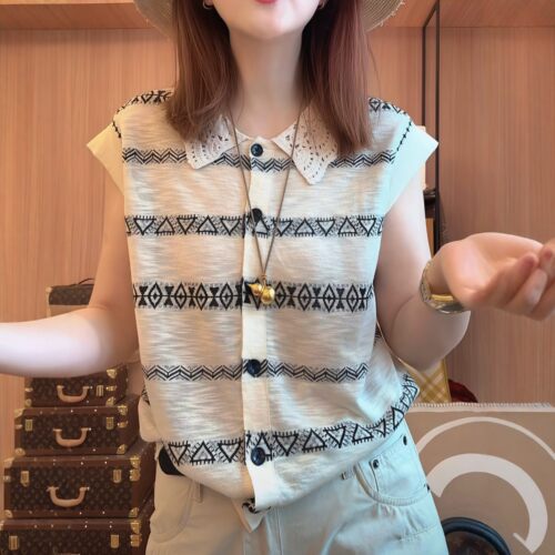 【送运费险】蕾丝领拼接无袖针织