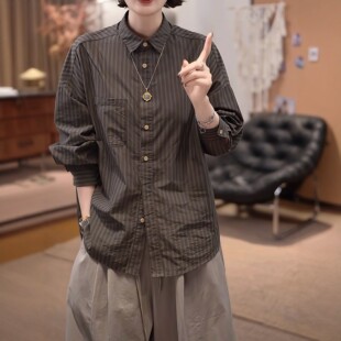 复古风灰绿色竖条纹衬衫女2026秋季新款时尚洋气宽松百搭显瘦衬衣