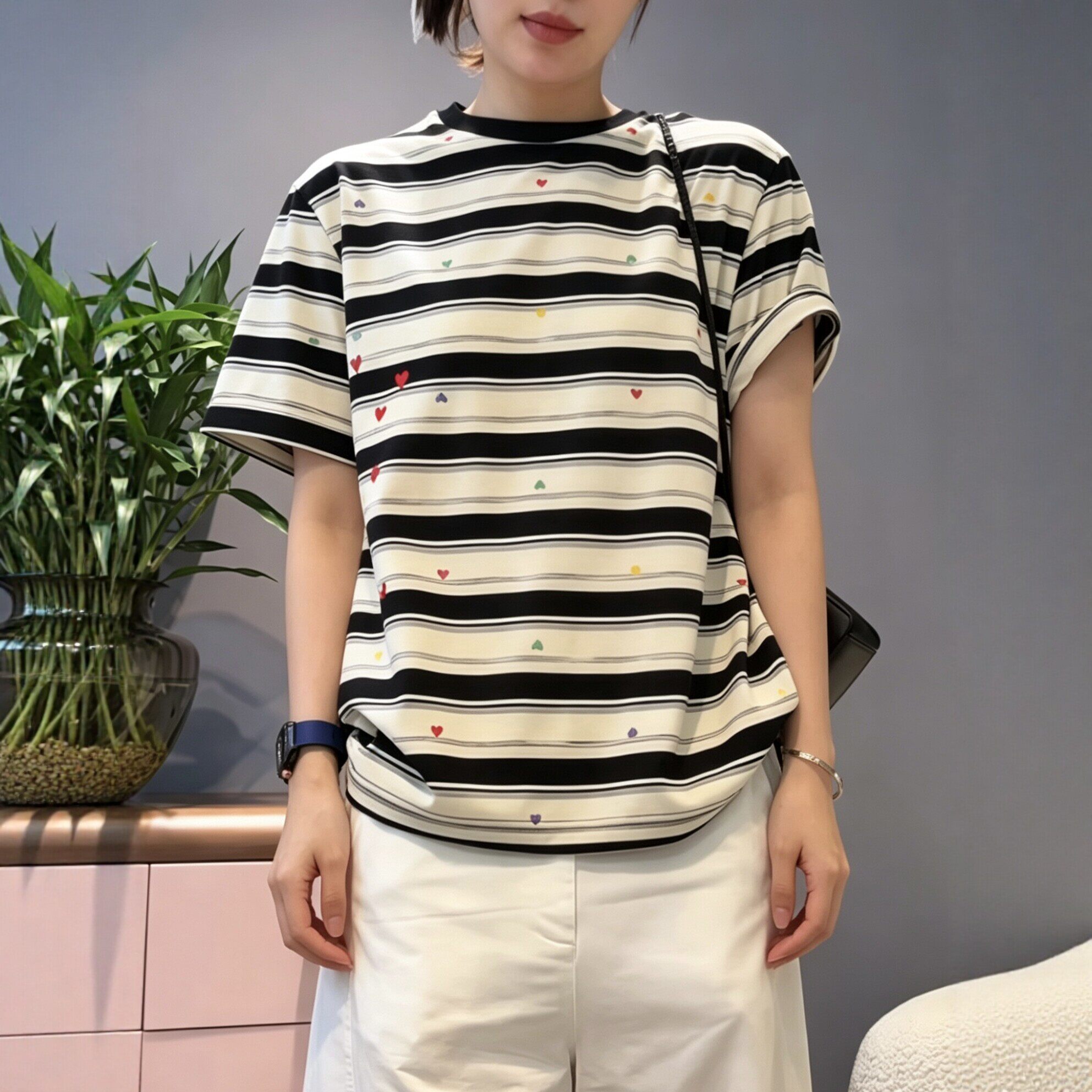 【送运费险】爱心条纹短袖T恤